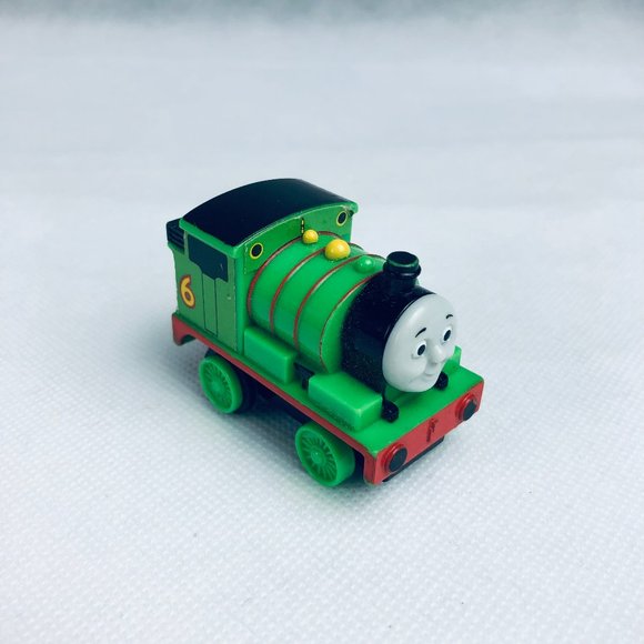 Thomas and Friends Percy Pull Back and Go - 2009 Mattel T5031 019 1 CIL - Picture 4 of 7